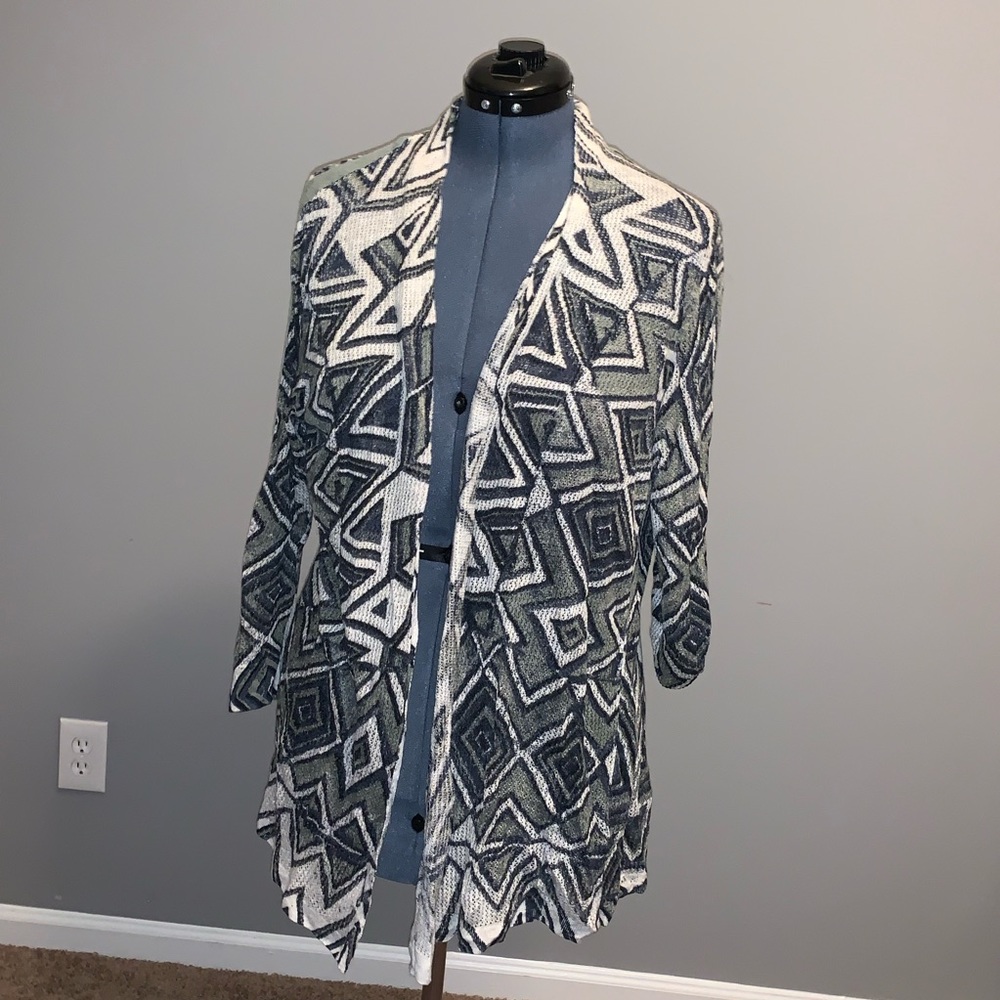 Funky light sweater